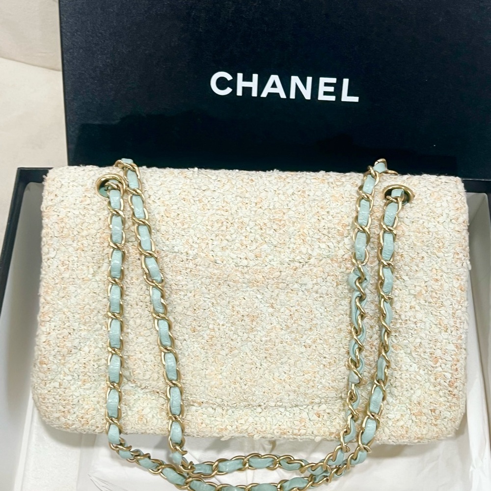 Chanel Classic Tweed Double Flap Bag - Picture 7 of 16